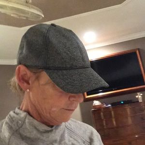 Women’s Cap by Layer